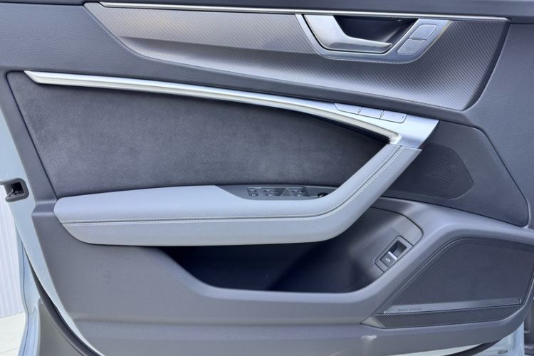 Used Audi A7L 2024 55 TFSI quattro RS Performance Edition Interior 6
