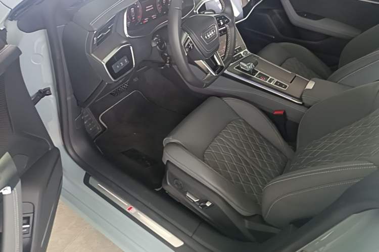 Used Audi A7L 2024 45 TFSI quattro RS Performance Edition Left Front Seat