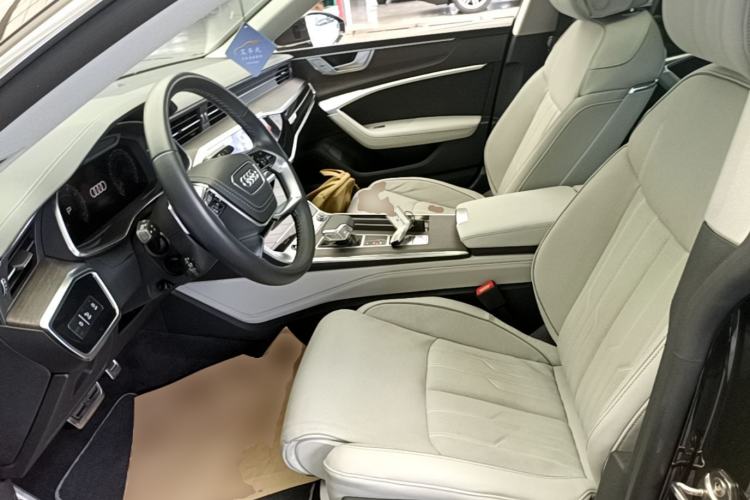Used Audi A7L 2024 55 TFSI quattro Flagship Model Left Front Seat