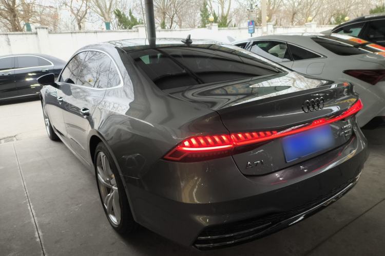 Used Audi A7L 2024 45TFSI quattro S-line Visionary Edition Flow Crystal Package Rear Left 45 Deg