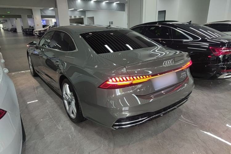 Used Audi A7L 2024 45TFSI quattro S-line Visionary Edition Flow Crystal Package Rear Left 45 Deg