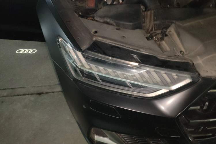 Used Audi A7L 2024 45TFSI S-line Dream-Building Edition Flow Crystal Package Right Front Headlight