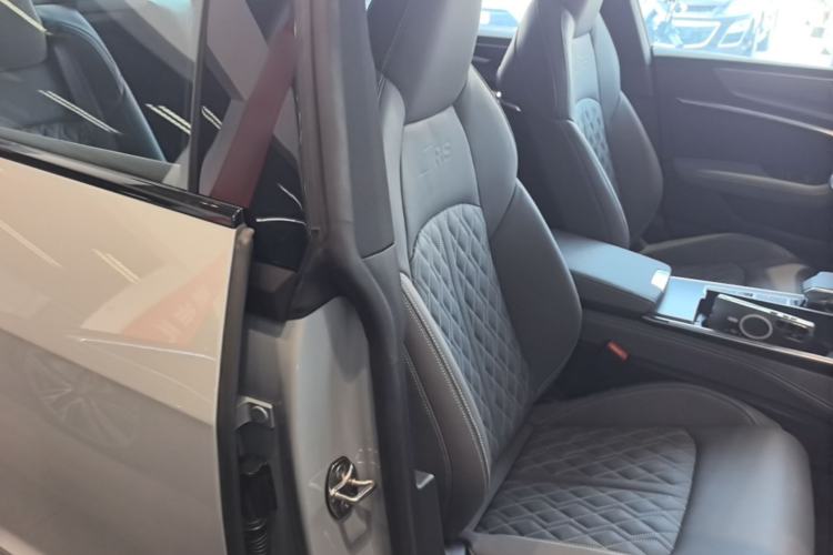Used Audi A7L 2024 45 TFSI quattro RS Performance Edition Right Front Seat