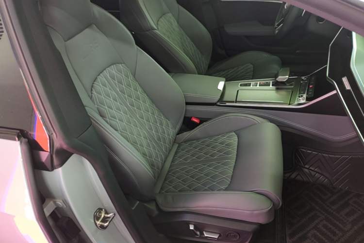 Used Audi A7L 2024 45 TFSI quattro RS Performance Edition Right Front Seat