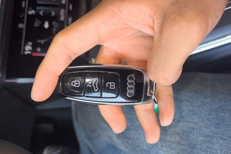 Used Audi A7L 2024 45 TFSI quattro RS Performance Edition Vehicle Key