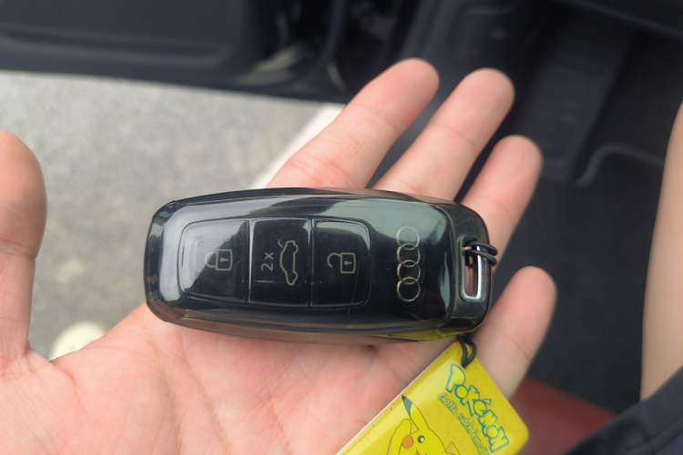 Used Audi A7L 2024 45 TFSI quattro Black Warrior Edition Vehicle Key