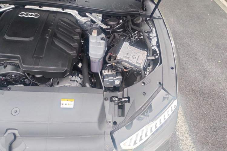 Used Audi A7L 2024 45 TFSI quattro S-line Black Warrior Edition Engine Bay Left