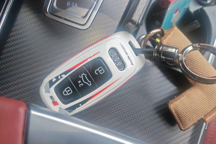 Used Audi A7L 2024 45 TFSI quattro S-line Black Warrior Edition Vehicle Key
