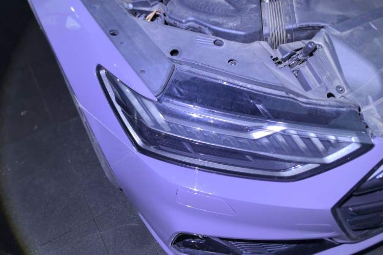 Used Audi A7L 2024 45 TFSI quattro Luxury Edition Right Front Headlight