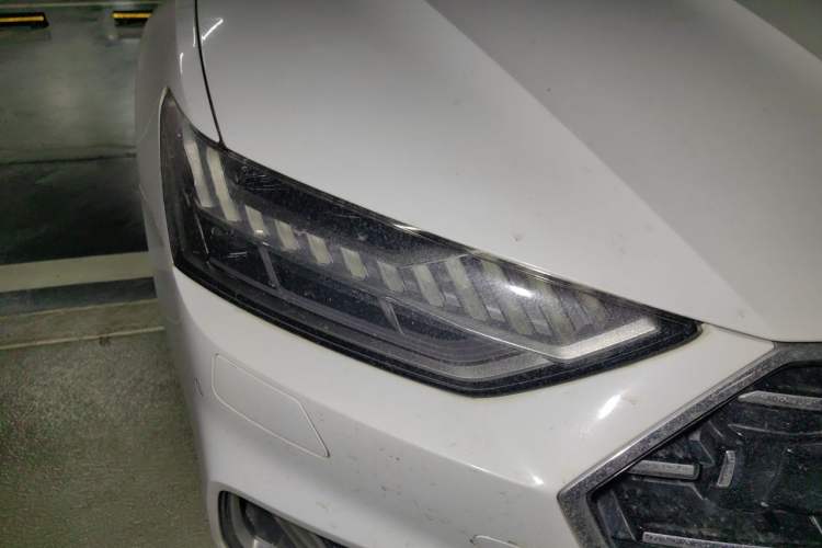 Used Audi A7L 2024 45TFSI quattro S-line Visionary Edition Flow Crystal Package Right Front Headlight