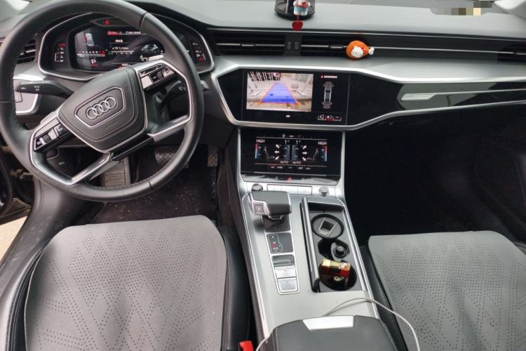 Used Audi A7L 2024 45 TFSI Luxury Edition Center Console
