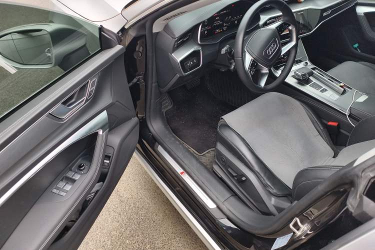 Used Audi A7L 2024 45 TFSI Luxury Edition Driver Seat