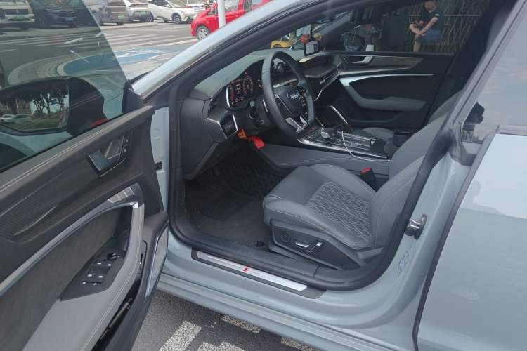 Used Audi A7L 2024 45 TFSI quattro RS Performance Edition Driver Seat