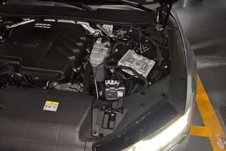 Used Audi A7L 2024 45 TFSI quattro S-line Black Warrior Edition Engine Bay Left