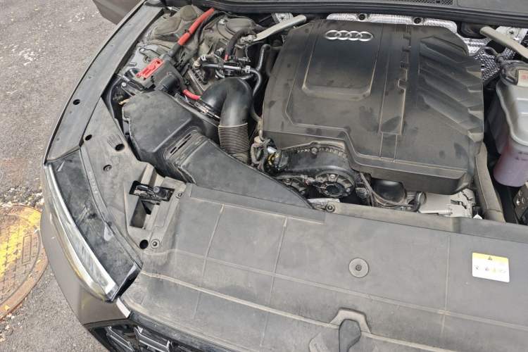 Used Audi A7L 2024 45 TFSI quattro Black Warrior Edition Engine Bay Right