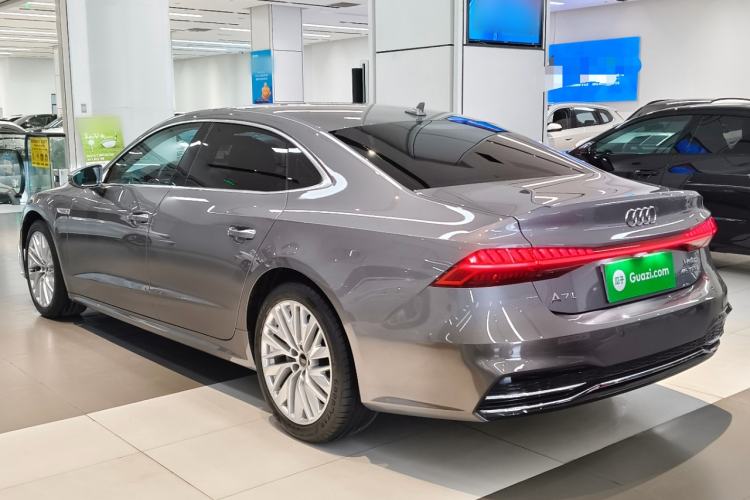 Used Audi A7L 2024 45TFSI S-line Dream-Building Edition Flow Crystal Package Exterior 2
