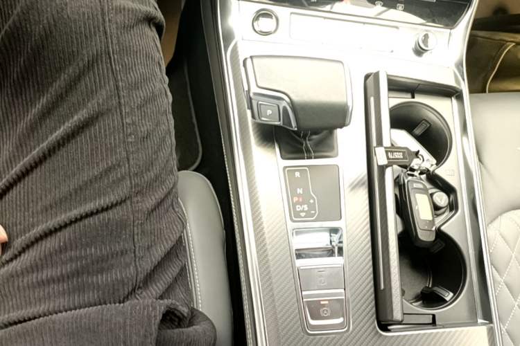Used Audi A7L 2024 45 TFSI quattro RS Performance Edition Gear Lever