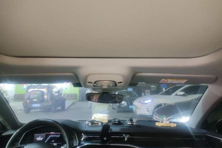 Used Audi A7L 2024 45TFSI S-line Dream-Building Edition Flow Crystal Package Headliner