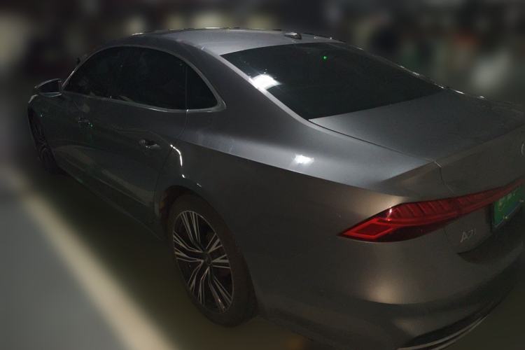 Used Audi A7L 2024 45TFSI S-line Dream-Building Edition Flow Crystal Package Rear Left 45 Deg