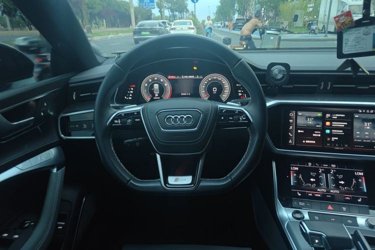 Used Audi A7L 2024 45 TFSI quattro RS Performance Edition Steering Wheel