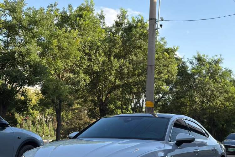 Audi A7L 2024 45TFSI quattro S-line Visionary Edition Flow Crystal Package de segunda mano Guazi used car, China used car export, Used car for sale, Used cars, Cheapest cars for sale