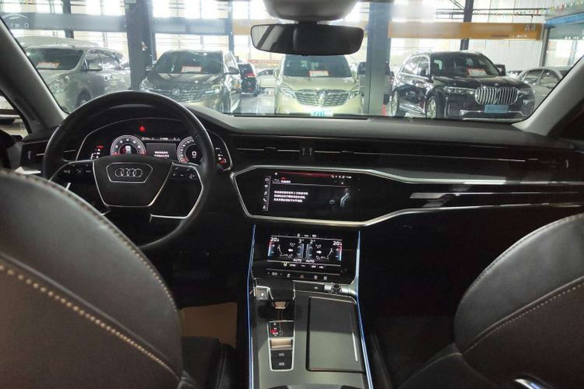 Used Audi A7L 2024 45TFSI S-line Dream-Building Edition Flow Crystal Package Center Console