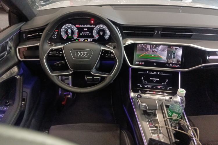 Used Audi A7L 2024 45 TFSI quattro Luxury Edition Center Console