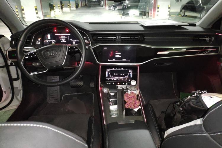 Used Audi A7L 2024 45 TFSI quattro Luxury Edition Center Console
