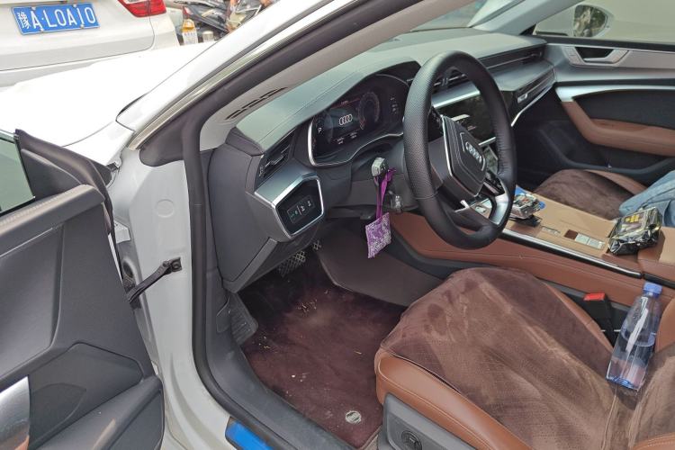 Used Audi A7L 2024 45 TFSI Luxury Edition Driver Seat