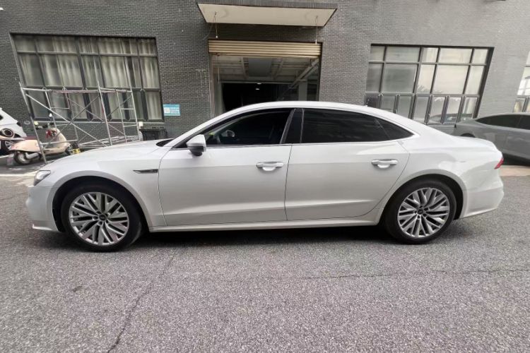 Used Audi A7L 2024 45TFSI S-line Dream-Building Edition Flow Crystal Package Exterior 2