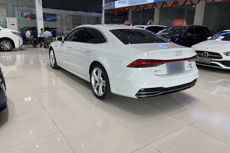 Used Audi A7L 2024 45TFSI quattro S-line Visionary Edition Flow Crystal Package Exterior 3