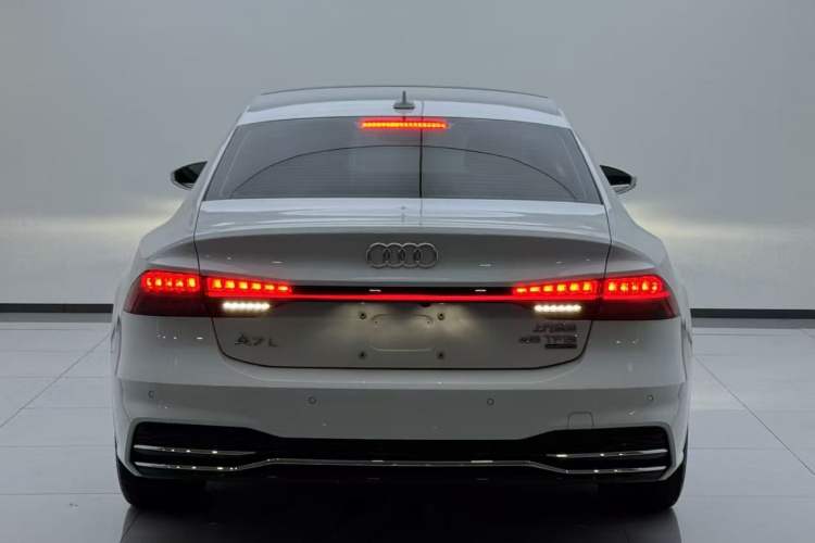 Used Audi A7L 2024 45 TFSI quattro Luxury Edition Exterior 4
