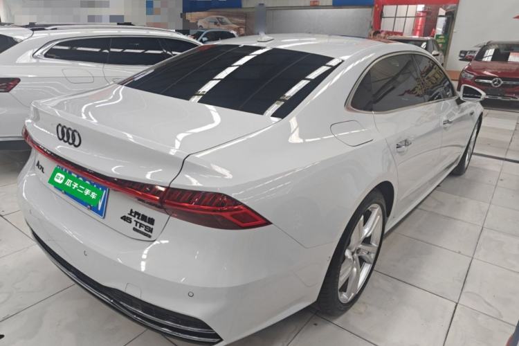Used Audi A7L 2024 45TFSI quattro S-line Visionary Edition Flow Crystal Package Exterior 5