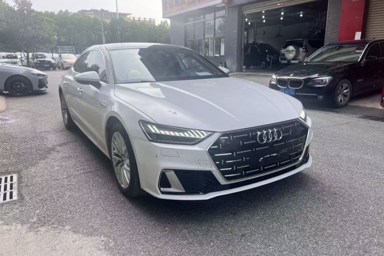 Used Audi A7L 2024 45TFSI S-line Dream-Building Edition Flow Crystal Package Exterior 5