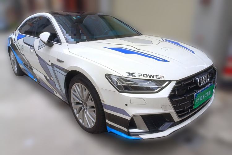 Used Audi A7L 2024 45TFSI S-line Dream-Building Edition Flow Crystal Package Front Right 45 Deg