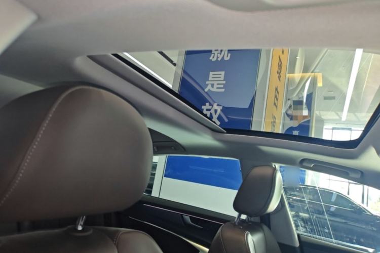 Used Audi A7L 2024 45TFSI S-line Dream-Building Edition Flow Crystal Package Headliner
