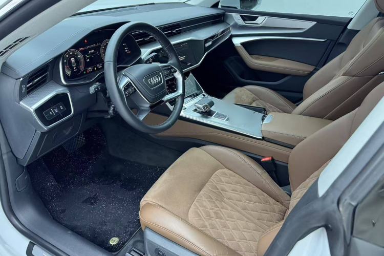 Used Audi A7L 2024 45 TFSI quattro Luxury Edition Interior 2
