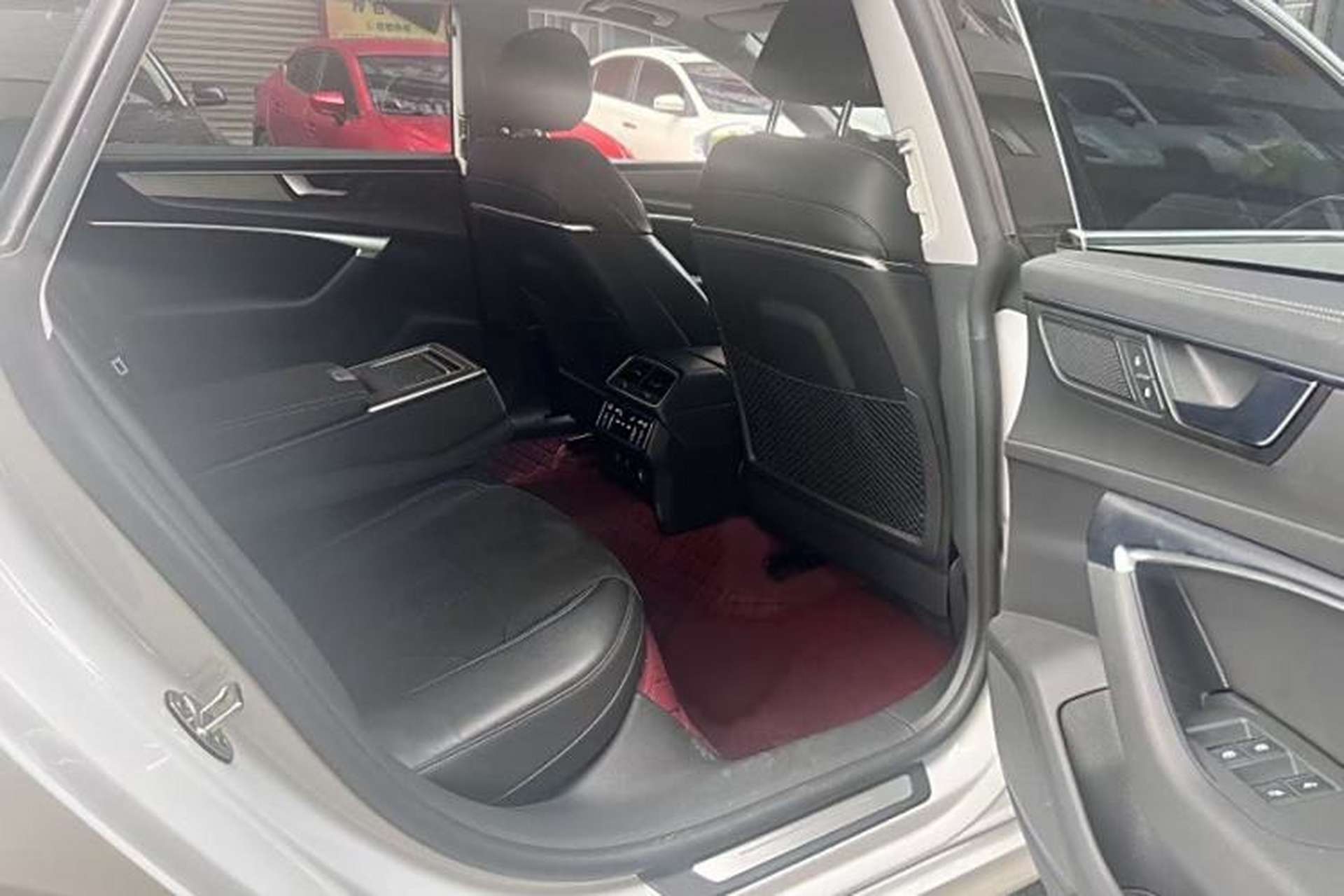 Used Audi A7L 2024 45TFSI S-line Dream-Building Edition Flow Crystal Package Interior 5