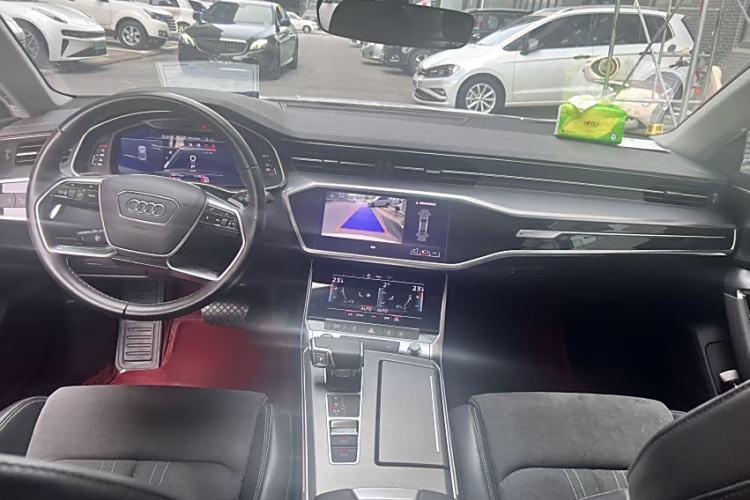 Used Audi A7L 2024 45TFSI S-line Dream-Building Edition Flow Crystal Package Interior 7