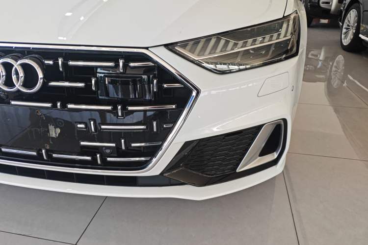 Used Audi A7L 2024 45 TFSI quattro Luxury Edition Left Front Headlight