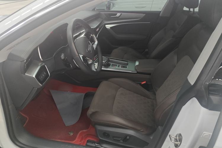 Used Audi A7L 2024 45TFSI quattro S-line Visionary Edition Flow Crystal Package Left Front Seat