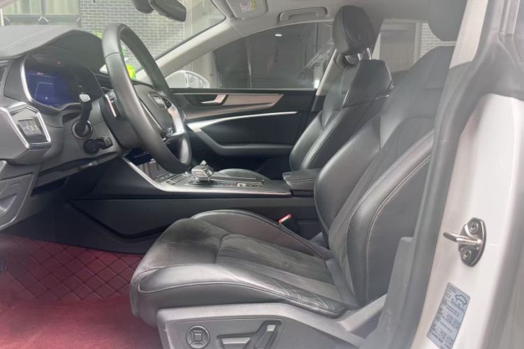 Used Audi A7L 2024 45TFSI S-line Dream-Building Edition Flow Crystal Package Left Front Seat