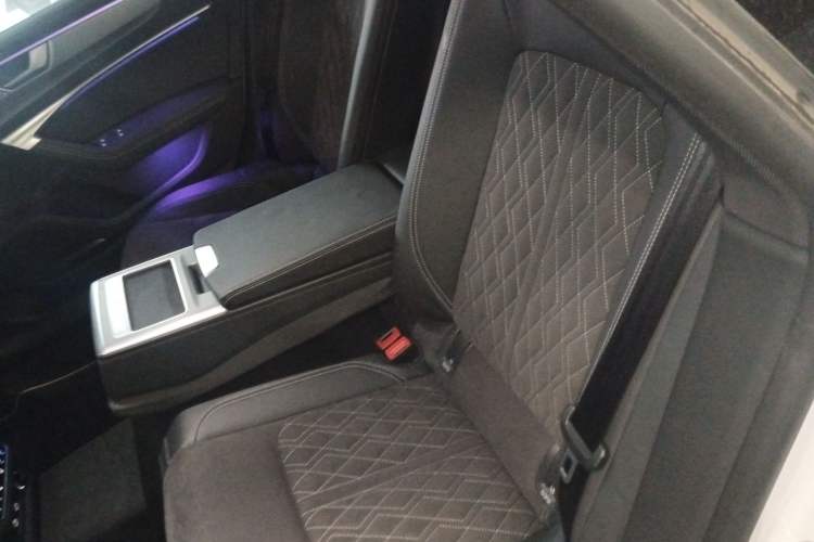 Used Audi A7L 2024 45 TFSI quattro Luxury Edition Left Rear Seat