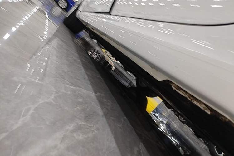 Used Audi A7L 2024 45TFSI S-line Dream-Building Edition Flow Crystal Package Left Side Sill