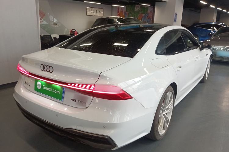 Used Audi A7L 2024 45 TFSI quattro Luxury Edition Rear Right 45 Deg