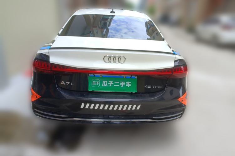 Used Audi A7L 2024 45TFSI S-line Dream-Building Edition Flow Crystal Package Rear