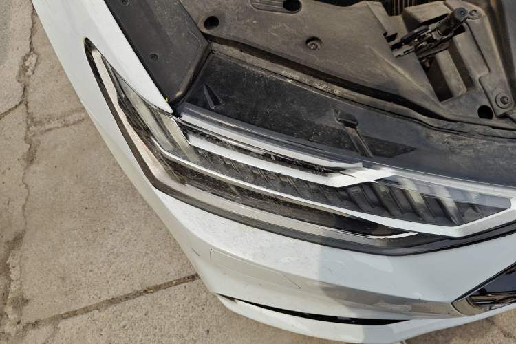 Used Audi A7L 2024 45 TFSI Luxury Edition Right Front Headlight