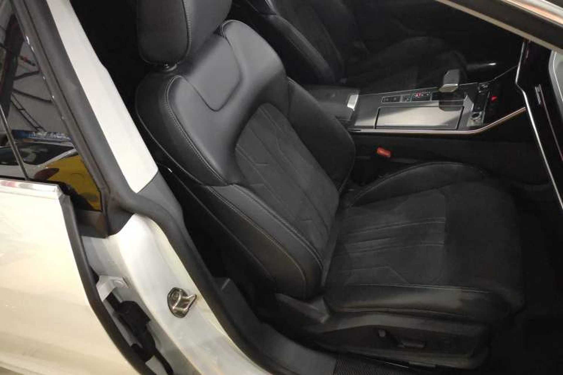 Used Audi A7L 2024 45TFSI S-line Dream-Building Edition Flow Crystal Package Right Front Seat