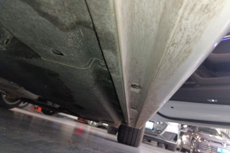 Used Audi A7L 2024 45 TFSI quattro Luxury Edition Right Side Sill