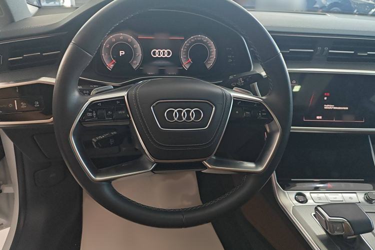 Used Audi A7L 2024 45 TFSI quattro Luxury Edition Steering Wheel